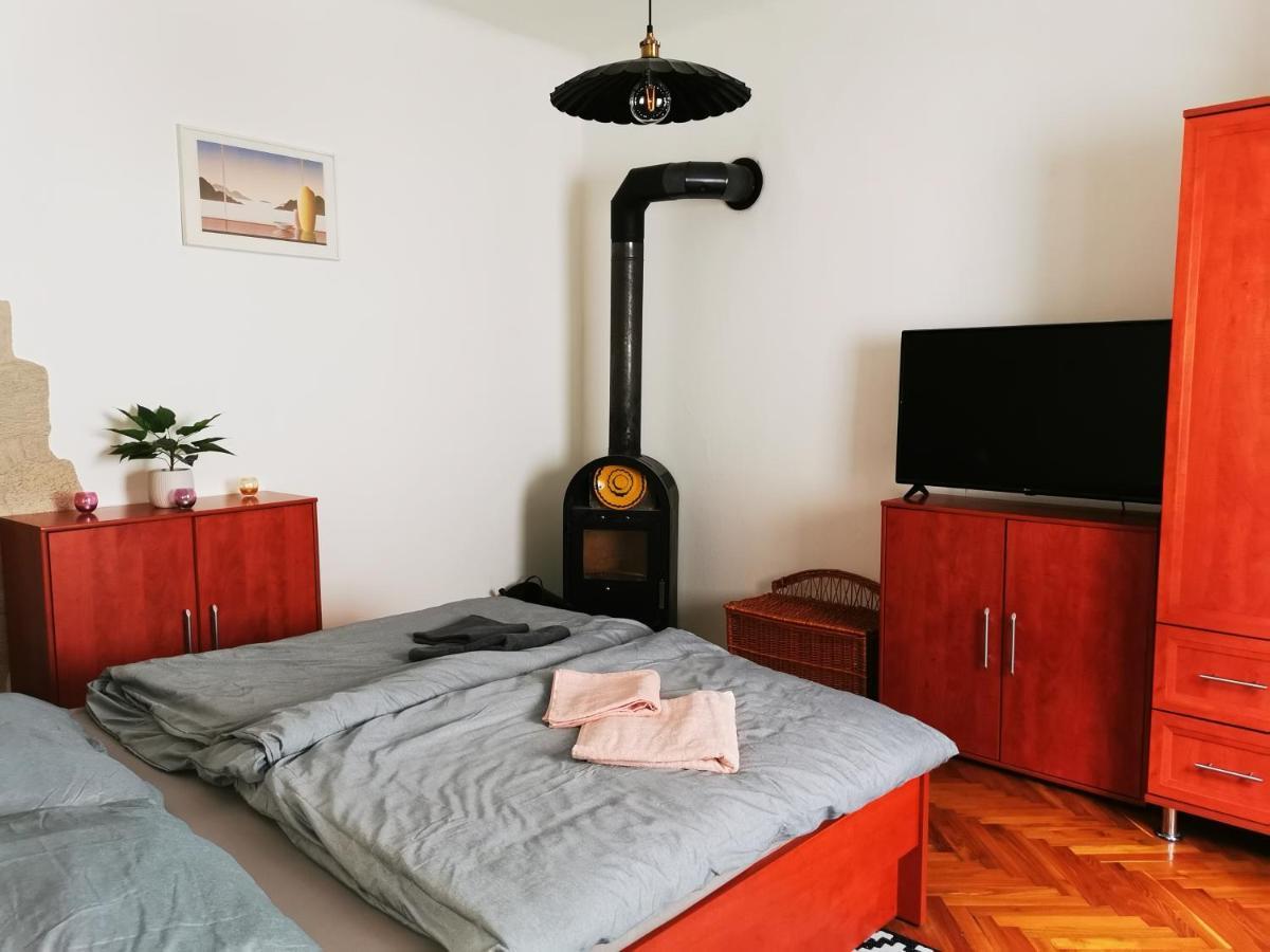 Lehel Apartman 케츨리 외부 사진